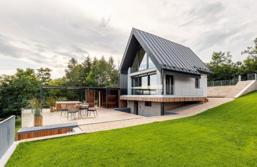 Belapatfalva Apartment | Woodland Luxury