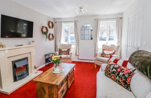 Buxton House | Woodland View