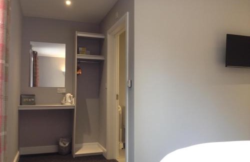Ancaster Hotel | Woodland Waters