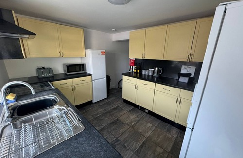 Egremont House | Woodman House- 7 Bed House