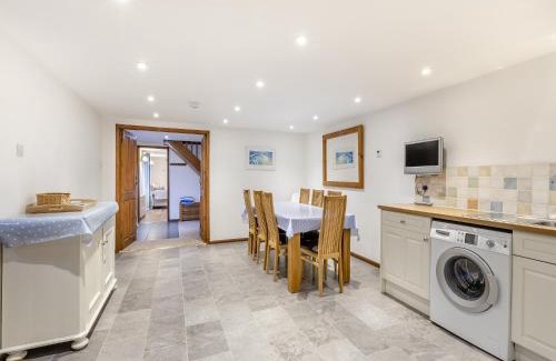 Liverton House | Woodpecker Barn