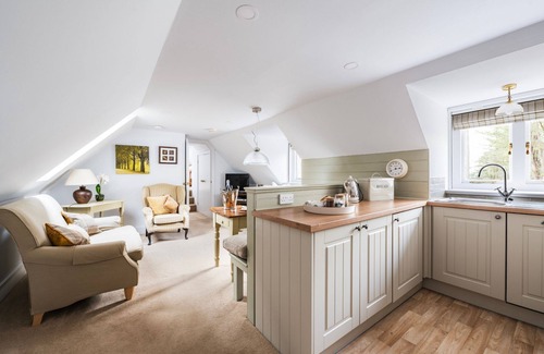 Christchurch Apartment | Woodpecker - Luxury Cottages