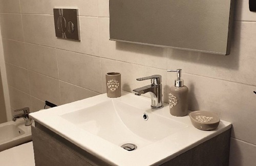 Canelli Apartment | Woodpecker's Nest room