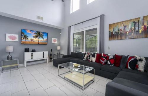 Crescent Lakes House | Woodside Villa at White Rose Villas