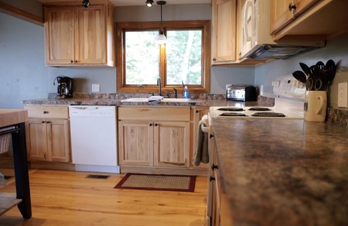 Drummond House | Woodsmoke Lodge on Drummond Island