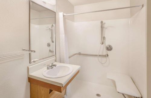 Amarillo Hotel | WoodSpring Suites Amarillo East I-40