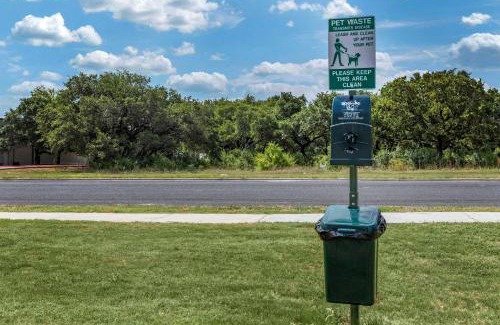 Georgetown Hotel | WoodSpring Suites Austin Georgetown