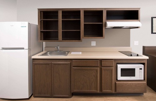 Tinley Park Hotel | WoodSpring Suites Chicago Tinley Park