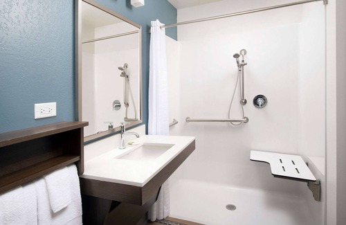 Tinley Park Hotel | WoodSpring Suites Chicago Tinley Park