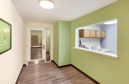 Council Bluffs Hotel | WoodSpring Suites Council Bluffs