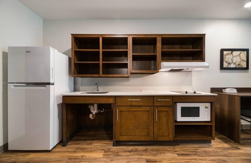 Rockledge Hotel | WoodSpring Suites Cocoa Beach - Rockledge