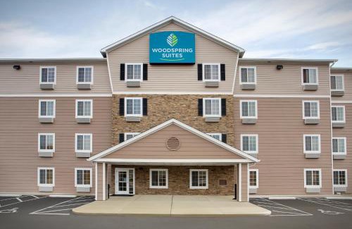Crosswoods Hotel | WoodSpring Suites Columbus North I-270