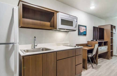 East Lansing Hotel | Woodspring Suites East Lansing - University Area