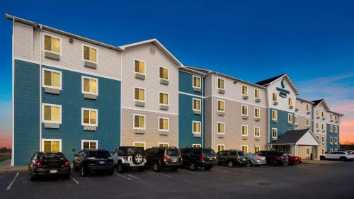 Evansville Hotel | WoodSpring Suites Evansville
