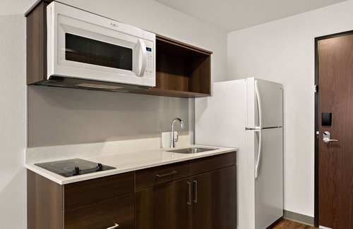 Fort Collins Hotel | WoodSpring Suites Fort Collins