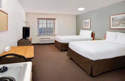 Fort Wayne Hotel | WoodSpring Suites Fort Wayne