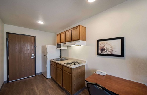 Trophy Club Hotel | WoodSpring Suites Fort Worth Trophy Club