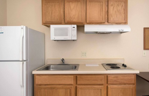 Mission Hotel | WoodSpring Suites Kansas City Mission