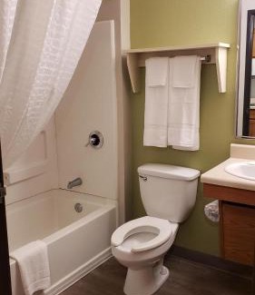 Overland Park Hotel | WoodSpring Suites Kansas City Lenexa