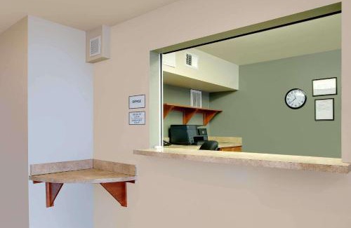 Lakeview Hotel | WoodSpring Suites Manassas Battlefield Park I-66