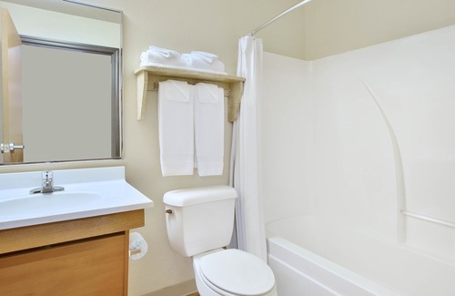 Live Oak Hotel | WoodSpring Suites San Antonio North Live Oak I-35
