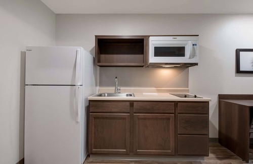 Wetmore Hotel | WoodSpring Suites San Antonio UTSA - Medical Center