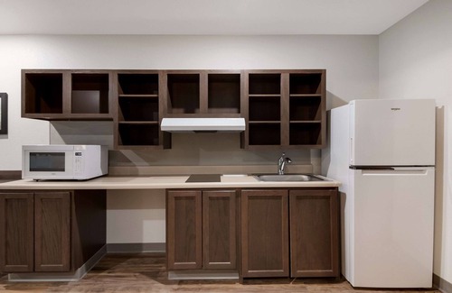 Wetmore Hotel | WoodSpring Suites San Antonio UTSA - Medical Center