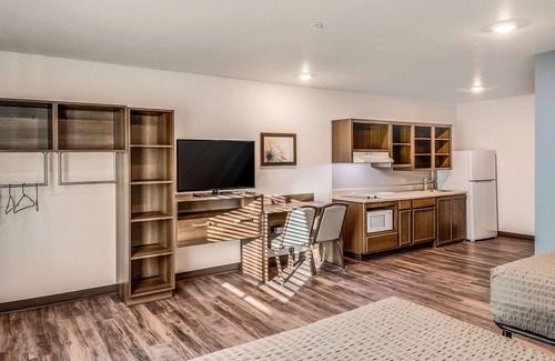 West Des Moines Hotel | Woodspring Suites West Des Moines