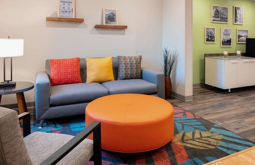 Landover Hotel | WoodSpring Suites Washington DC East Arena Drive