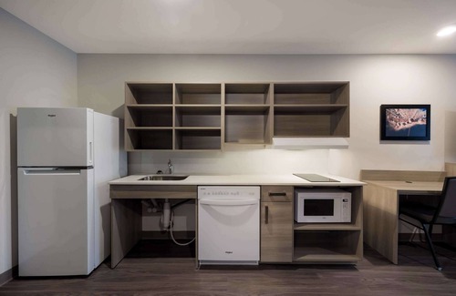 Wixom Hotel | Woodspring Suites Wixom - Novi
