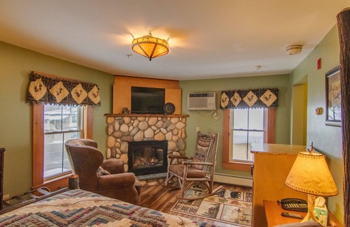North Woodstock Hotel | Woodstock Inn Station & Brewery