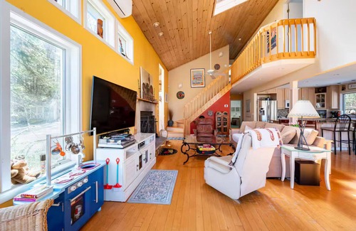 Woodstock House | Woodstock Secluded Close to Town
