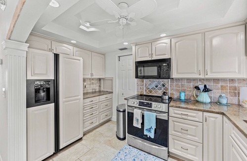 Boca Grande House | Woodwind Beach 10 - 3 bed/3 Bath - Beachfront - South End of Boca Grande - Elevator!