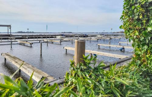 Loosdrecht Boat Rental | Woonboot De Karekiet