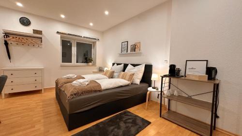 Ruckingen Apartment | Workation, Sightseeing, Klima, Private Parking, Netflix Smart TV