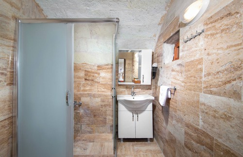 Mustafapasa Hotel | world cave house