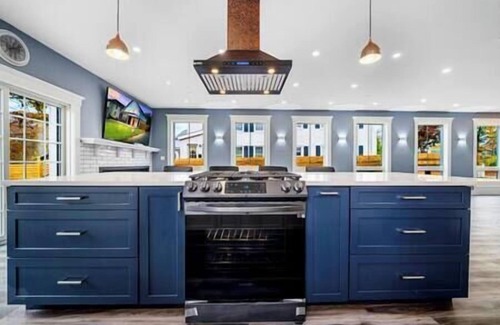 North Deering House | WOW! Coastal Getaway: Hot Tub+FirePit+ Dream Home+
