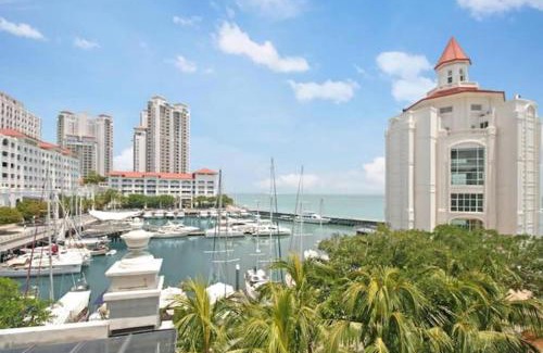 Seri Tanjung Pinang Apartment | WOW Strait Quay Luxury Suite Room