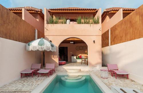 Mambal Cabin | Woywoy Escape Tabo - Adults Only