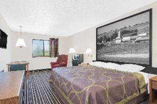 Morris Hotel | Wrangler Hotel Morris