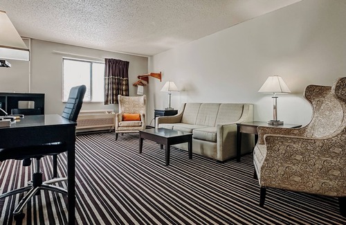 Morris Hotel | Wrangler Hotel