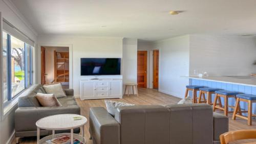 Lake Wangary House | Wrightaway