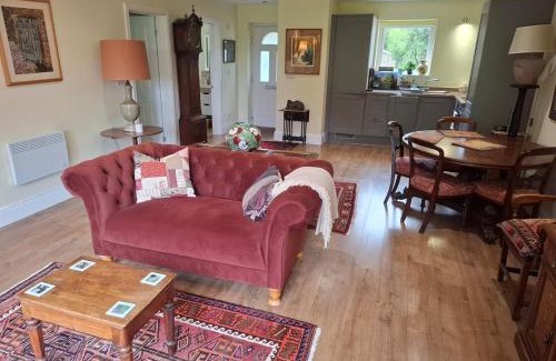 Swanmore Apartment | Writer's Retreat