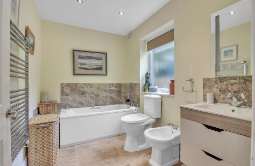 Swanmore Apartment | Writer's Retreat