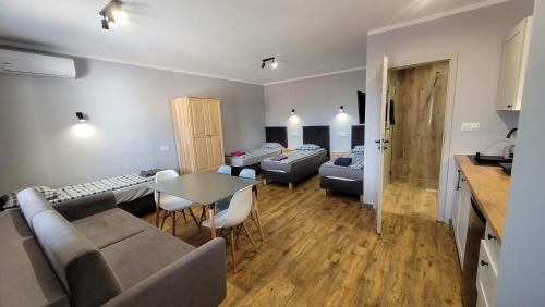 Checiny Apartment | Wrzosowe Wzgórze - Nowe Apartamenty i Studia