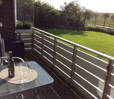 Friedrichskoog-Spitze Apartment | Wunderschöne Ferienwohnung ´Mal seh´n`direkt am Nordseedeich