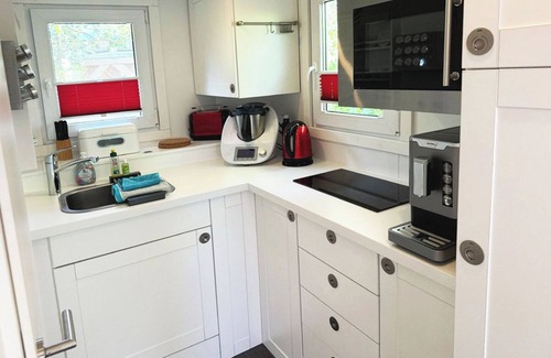Satow House | Wunderschönes, Sehr Ruhig Gelegenes Tiny House mit Eingezäuntem Garten