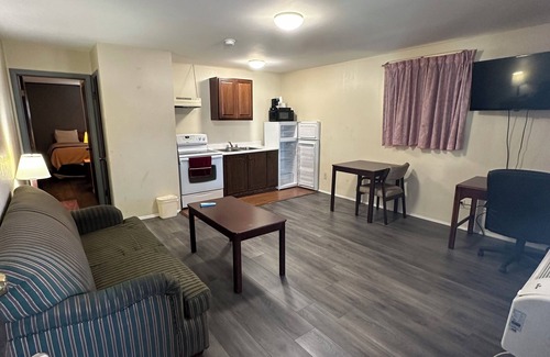 Clinton Hotel | Wye Motel
