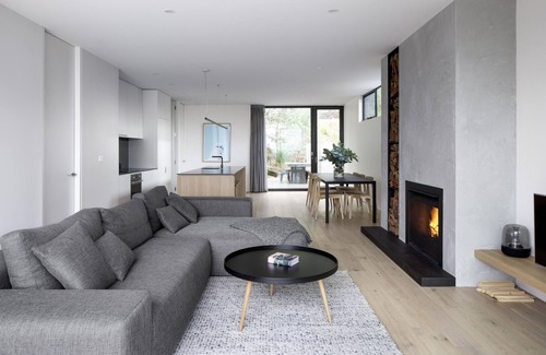 Wye River House | WYE UP - Architecturally designed. In the treetops. Overlooking the sea.