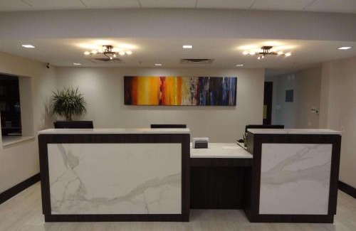 Des Plaines Hotel | Wyndham Chicago O'Hare